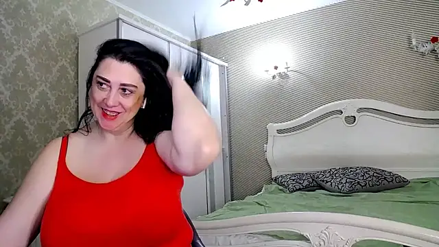 Evelyn Shy online show from 03/19/26, 08:40