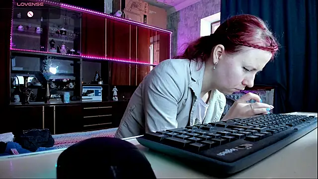 pa1e pr1ncess online show from 02/12/25, 06:51