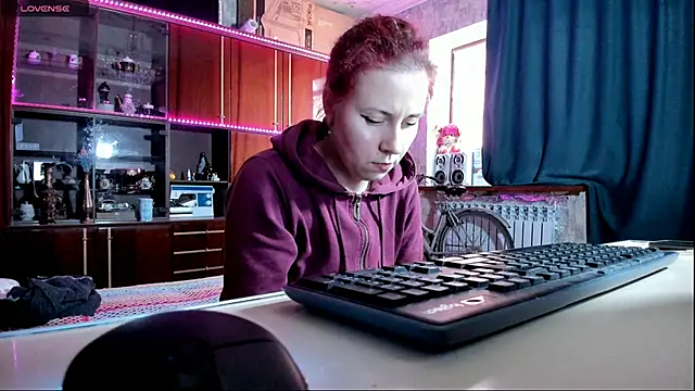 pa1e pr1ncess online show from 02/21/25, 11:33