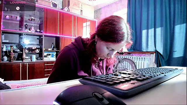 pa1e pr1ncess online show from 03/12/25, 12:36