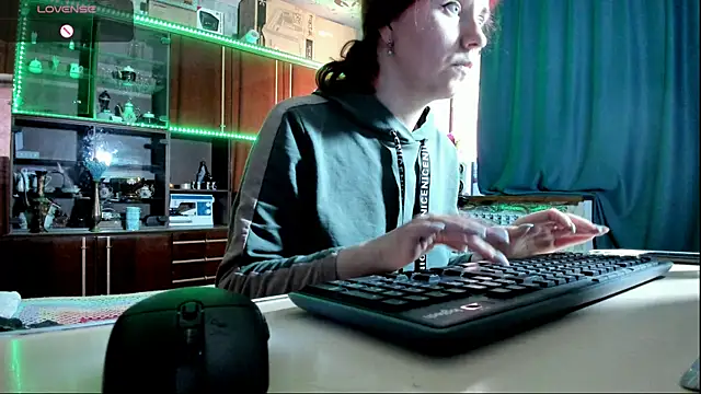 pa1e pr1ncess online show from 03/15/25, 11:08