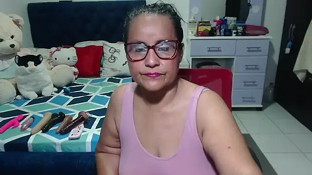 pervert mommy  online show from 10/06/25, 10:12