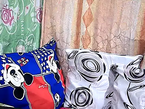 hotwetgran online show from 11/18/25, 12:20