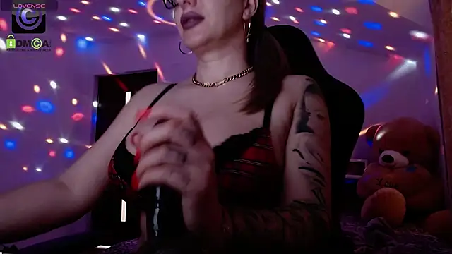 SonyaDevon online show from 01/26/25, 07:10