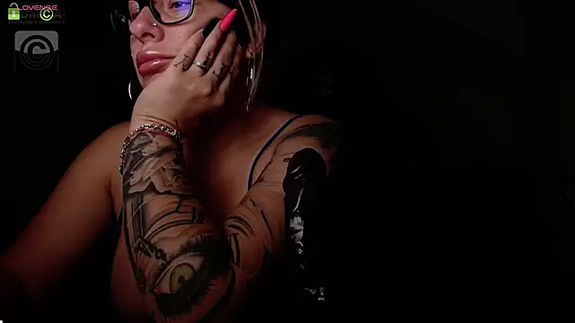 SonyaDevon online show from 09/30/25, 03:11