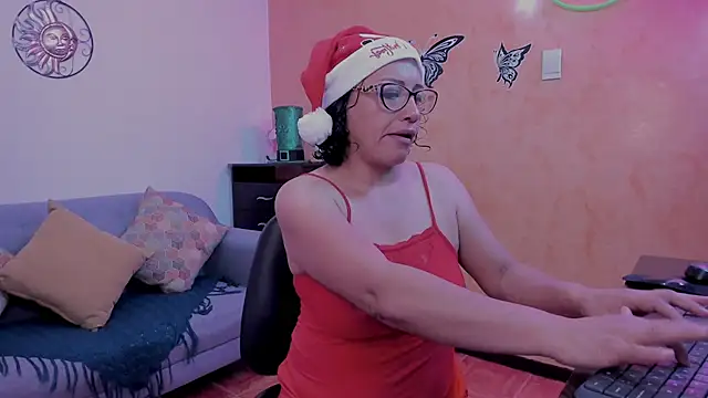 scarlet wet online show from 12/19/25, 06:04