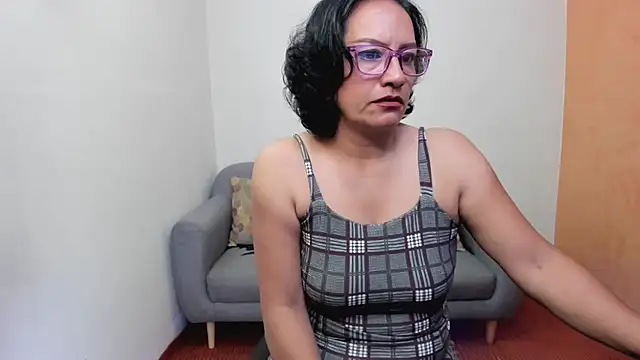 Snapshot of scarlet_wet chatting on 05/29/26, 10:08 scarlet wet online show from 05/29/26, 10:08