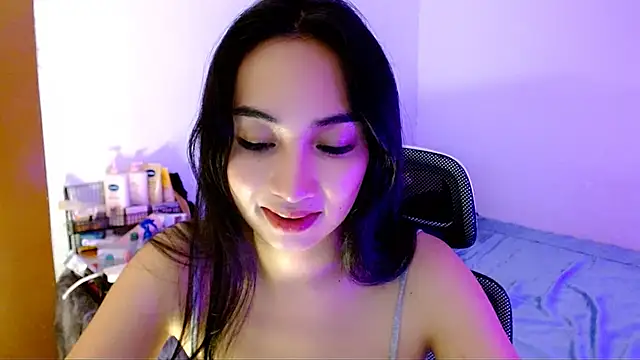 SweetLilly 18 online show from 11/23/25, 03:06