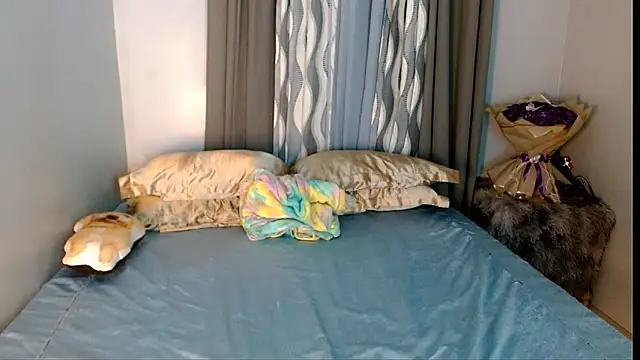 SweetLilly 18 online show from 04/20/26, 05:10