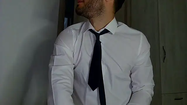 Justynn1 online show from 09/26/25, 05:00