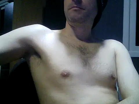 gauchors20 online show from 11/30/25, 02:26