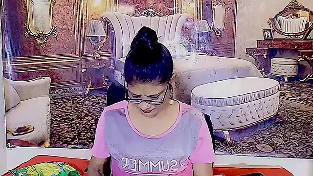 Snapshot of IndianAllure chatting on 02/26/26, 05:39 IndianAllure online show from 02/26/26, 05:39