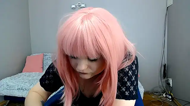 Estheri online show from 02/06/25, 01:54