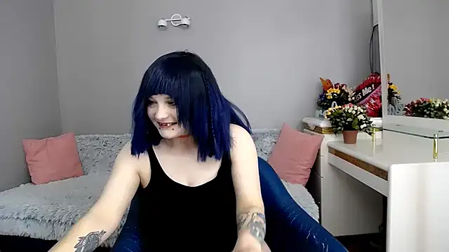 Snapshot of Estheri chatting on 06/02/26, 06:26 Estheri online show from 06/02/26, 06:26
