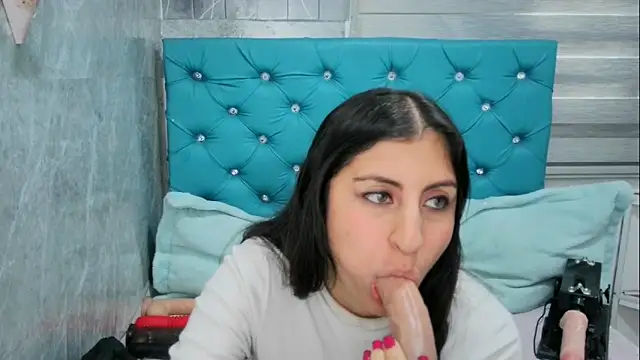 MAARYMOON online show from 03/04/25, 05:45