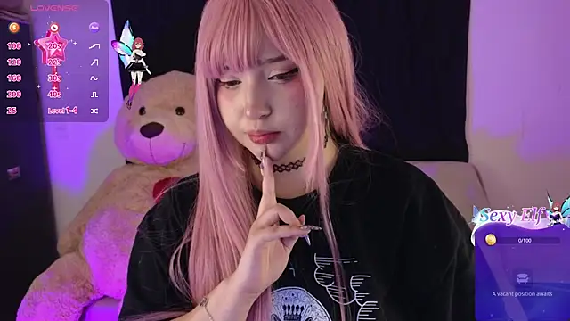 Snapshot of KuroChan420 chatting on 12/12/24, 09:08 KuroChan420 online show from 12/12/24, 09:08