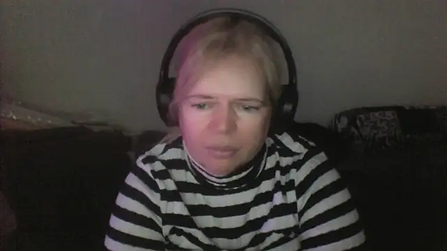 Snapshot of vaneza02 chatting on 04/23/26, 06:43 vaneza02 online show from 04/23/26, 06:43