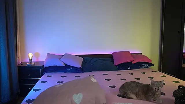 TiffanyPierce online show from 11/27/25, 09:28