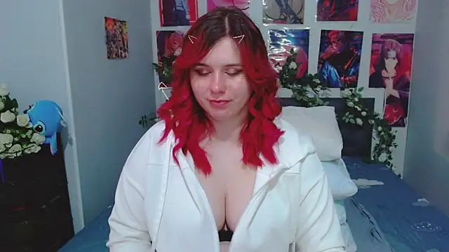 MikaMoonn online show from 02/13/25, 02:56