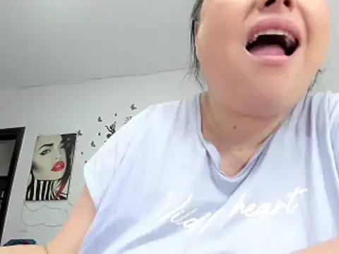 Snapshot of DesireBoobs chatting on 02/26/25, 09:42 DesireBoobs online show from 02/26/25, 09:42