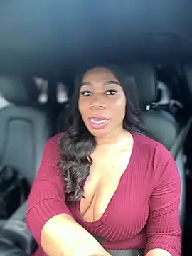 Snapshot of Belle___ chatting on 02/16/25, 02:21 Belle online show from 02/16/25, 02:21