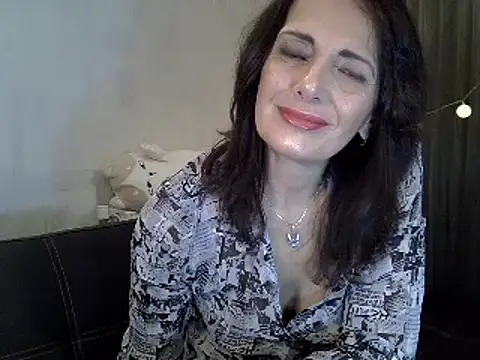 Snapshot of DreamMarianna chatting on 01/26/25, 09:51 DreamMarianna online show from 01/26/25, 09:51