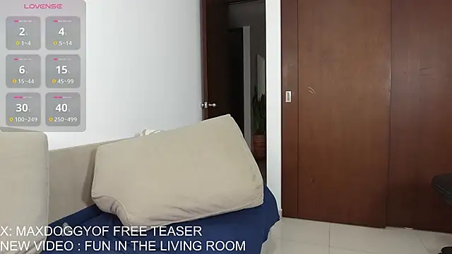 maxdoggy1 online show from 01/13/26, 12:49