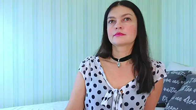  Lily  online show from 01/09/25, 09:59