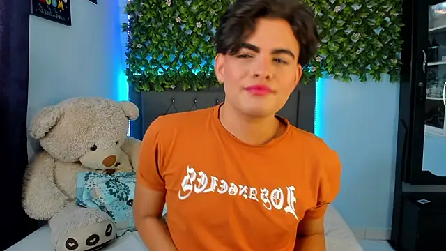 kamii 22 online show from 12/17/24, 03:28