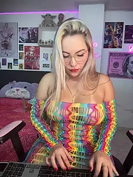 Snapshot of may_aceros chatting on 01/26/25, 12:05 may aceros online show from 01/26/25, 12:05