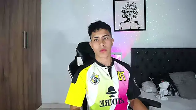 AlanNaughty online show from 10/30/25, 12:23