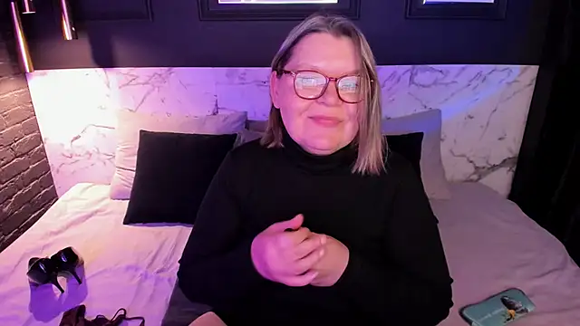 Shannonshine online show from 11/13/25, 05:39