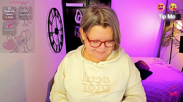 Shannonshine online show from 03/17/26, 05:22