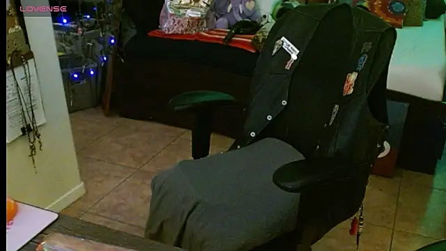 Snapshot of mycock2474u chatting on 03/22/25, 04:03 mycock2474u online show from 03/22/25, 04:03