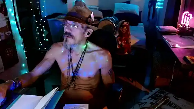 Snapshot of mycock2474u chatting on 09/27/25, 01:05 mycock2474u online show from 09/27/25, 01:05