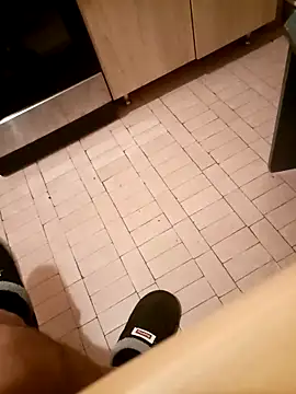 Snapshot of david_geam chatting on 12/16/24, 12:04 david geam online show from 12/16/24, 12:04