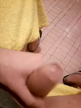 Snapshot of david_geam chatting on 12/18/24, 03:37 david geam online show from 12/18/24, 03:37