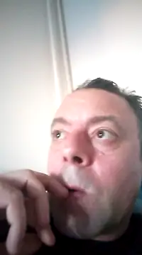 Snapshot of david_geam chatting on 01/04/25, 02:14 david geam online show from 01/04/25, 02:14