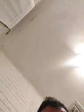 Snapshot of david_geam chatting on 01/12/25, 02:24 david geam online show from 01/12/25, 02:24