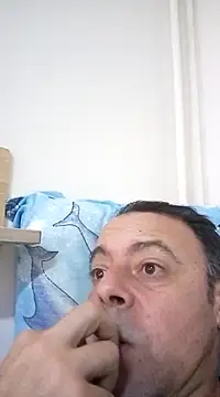 Snapshot of david_geam chatting on 02/06/25, 12:26 david geam online show from 02/06/25, 12:26