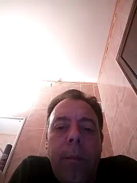 Snapshot of david_geam chatting on 03/15/25, 05:08 david geam online show from 03/15/25, 05:08