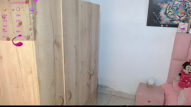 sofia gold  online show from 01/09/25, 01:45