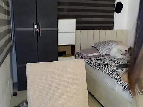 XxIvory CatxX online show from 04/22/26, 09:55