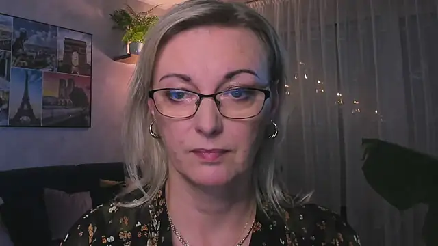 vanessa chat online show from 12/12/24, 05:48
