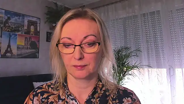 vanessa chat online show from 03/29/26, 01:33