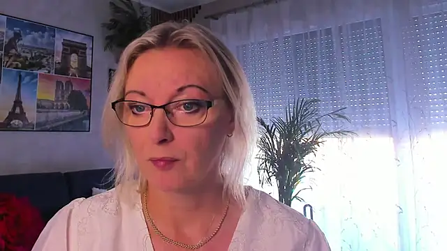 Snapshot of vanessa_chat chatting on 06/22/26, 01:30 vanessa chat online show from 06/22/26, 01:30