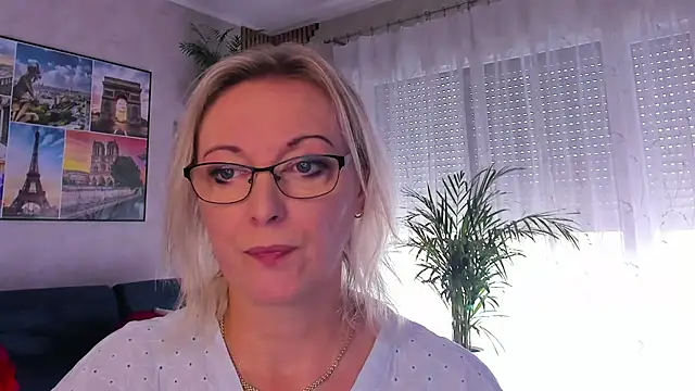 Snapshot of vanessa_chat chatting on 07/21/26, 01:24 vanessa chat online show from 07/21/26, 01:24