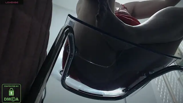 Snapshot of bisexyelizz chatting on 09/12/25, 09:15 bisexyelizz online show from 09/12/25, 09:15