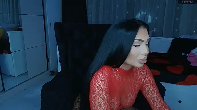 Snapshot of mistress_meryem chatting on 05/18/26, 07:31 mistress meryem online show from 05/18/26, 07:31
