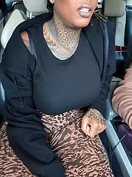 DarkDea online show from 11/01/25, 12:29